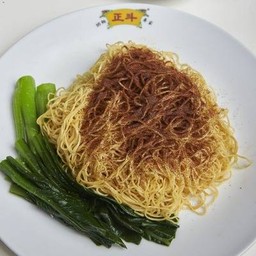 บะหมี่แห้งโรยผงไข่กุ้ง