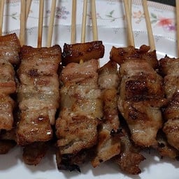 ข้าวขาหมู,ก๋วยเตี๋ยวหมู ต้มยำ-น้ำใส(ร้านกอไผ่) ชินเขต2 แยก8/1