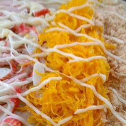 ไส้กรอก ปูอัด ฝอยทอง หมูหยอง