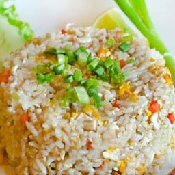 ข้าวผัดไข่ (ไข่2ฟอง)