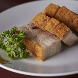 หมูกรอบ