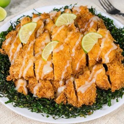 ข้าวหมูทอดซอสมะนาว