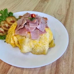 ข้าวไข่ข้นแฮม