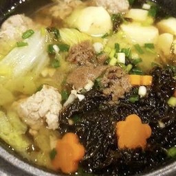 ต้มจืดเต้าหู้หมูสับสาหร่าย