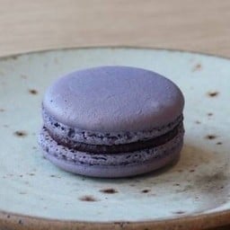 Blackcurrant Macaron1Pcs