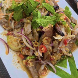 พล่าสัตว์มะเขือเปาะ