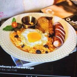 ข้าวผัดอเมริกัน