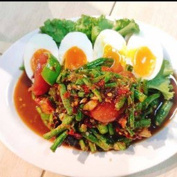 ตำถั่วไข่ต้ม