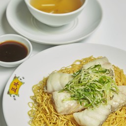 บะหมี่แห้งปลา