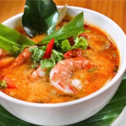 ต้มยำกุ้ง (Tom yum Soup)