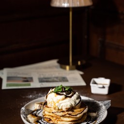 Salted Caramel Banana Pancake