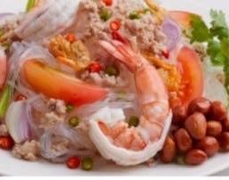 Glass noodle salad (ยำวุ้นเส้น)