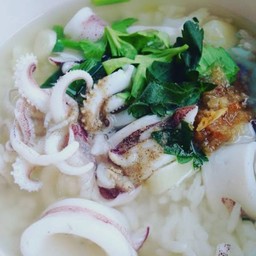 ข้าวต้มปลาหมึก 鱿鱼粥