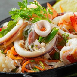 ยำวุ้นเส้น