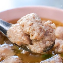 น้ำซุปหมูเด้ง