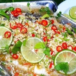 ปลากระพงนึ่งมะนาว