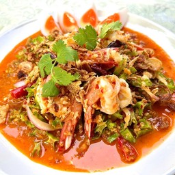 ยำถั่วพลูกุ้งสด