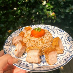 ญอด หมูกรอบบ้านบูม