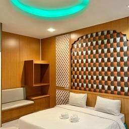Crystal Hotel