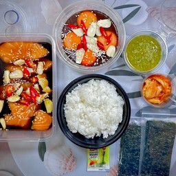 เซตแซลมอน+ ไข่ดองเกาหลี+ข้าว