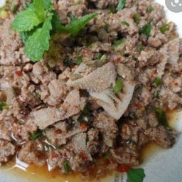 ลาบเนื้อสุก