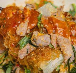 สุกี้หมู