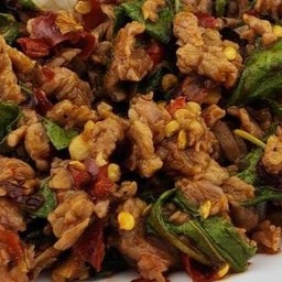 กะเพราเนื้อโคขุน(กับข้าว)