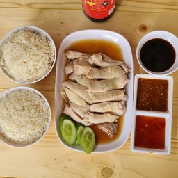 ข้าวมันไก่สิงคโปร์ชุดใหญ่ สำหรับทาน2ท่าน