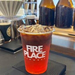 อเมริกาโน่ สตอเบอรี่