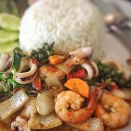 ข้าวราดผัดฉ่า
