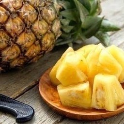 สับปะรด(ภูเก็ต)1ชิ้นแช่เย็น