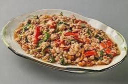 กระเพราหมูสับ(กับข้าว)