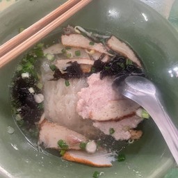 ก๋วยเตี๋ยวบ้านบึง  ซอยทางเข้าวัดบ่อทองราษฎร์บำรุง
