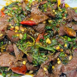 กะเพรา เนื้อ