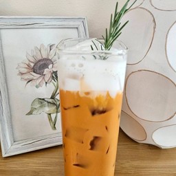 ชาไทย เย็น