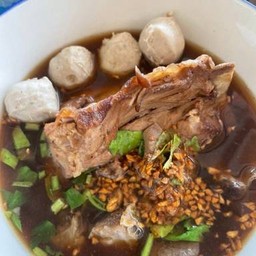 เกาเหลาหมูตุ๋น พิเศษ