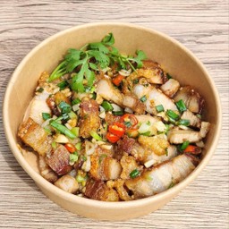 หมูกรอบคั่วพริกเกลือ (กับข้าว & กับแกล้ม)