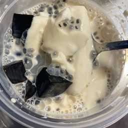 เต้าฮวยนมสด