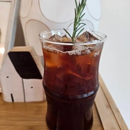 ชาดำอัสสัม เย็น