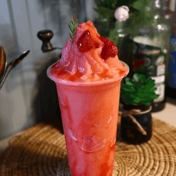 สตอเบอร์รี่ปั่น