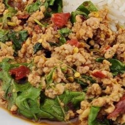 ผัดกะเพราหมูสับ(กับข้าว)