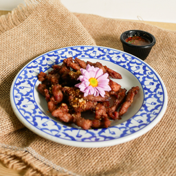 หมูทอดกระเทียม