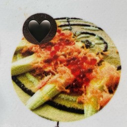 เครปฝอยทอง กล้วยหอม เยลลี่แดง