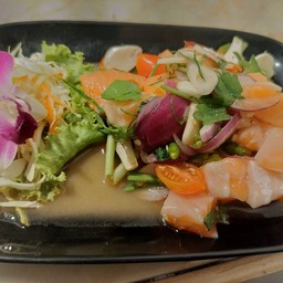 ยำแซลม่อน