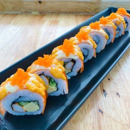 ปูอัดสไปซี่โรล 8ชิ้น