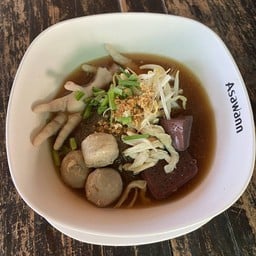 แกงเส้นทรงเครื่อง