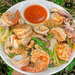 สุกี้ทะเลแห้ง