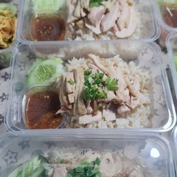 ข้าวมันไก่ต้ม