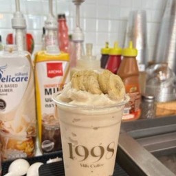 กล้วยหอมปั่นนมสด