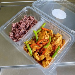Clean food ผัดพริกแกง